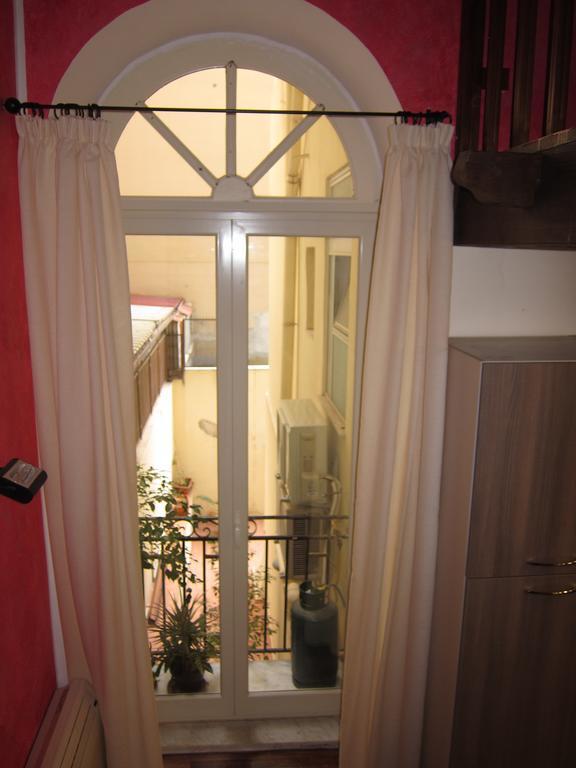 Trilocale Al Politeama - Zyz Palermo Exterior foto