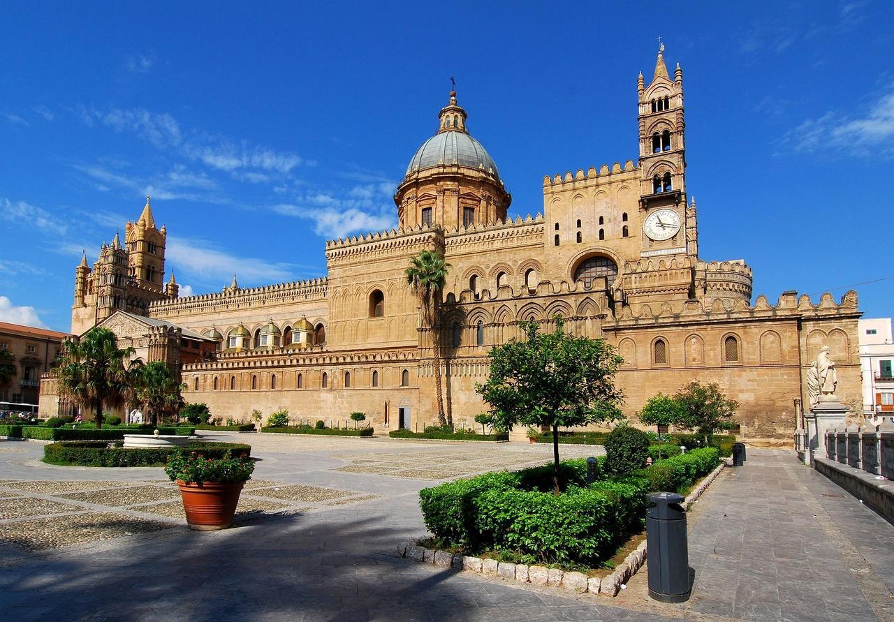 Trilocale Al Politeama - Zyz Palermo Exterior foto